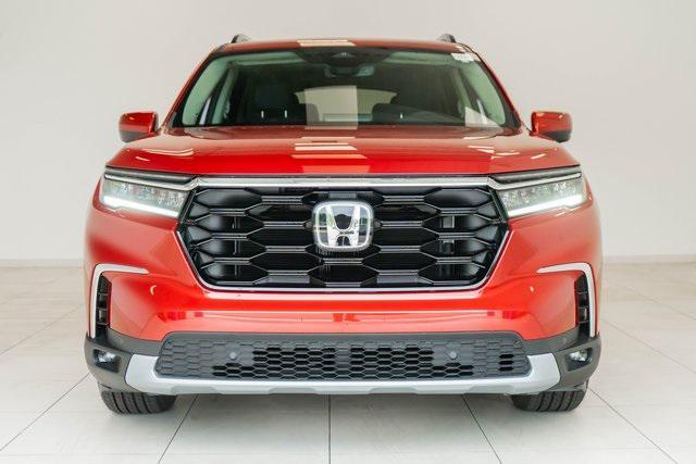 new 2025 Honda Pilot car, priced at $51,505