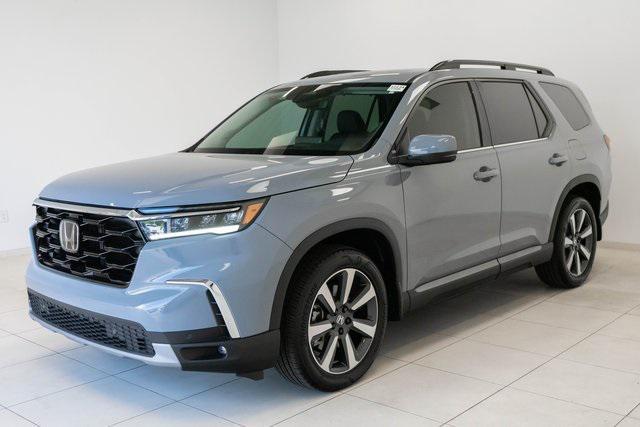 new 2025 Honda Pilot car, priced at $51,505