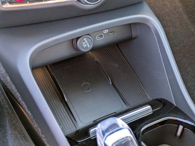 new 2025 Volvo XC40 car, priced at $49,790
