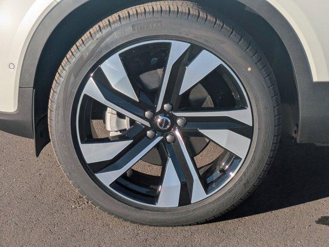 new 2025 Volvo XC40 car, priced at $49,790