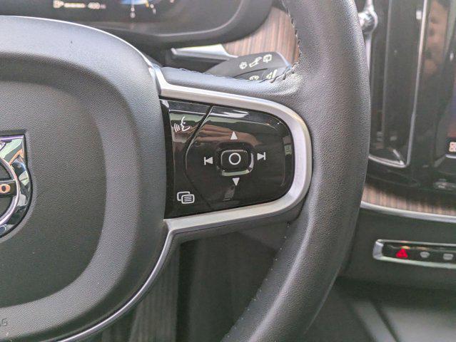 used 2022 Volvo XC60 car, priced at $38,809