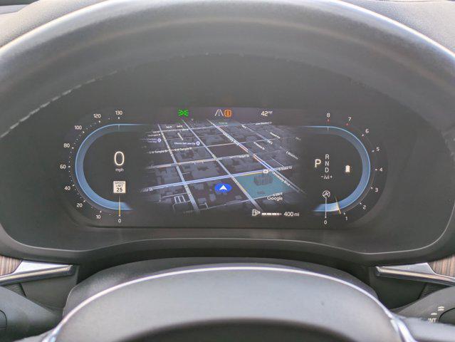 used 2022 Volvo XC60 car, priced at $38,809
