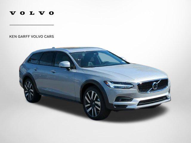 new 2025 Volvo V90 Cross Country car, priced at $69,550