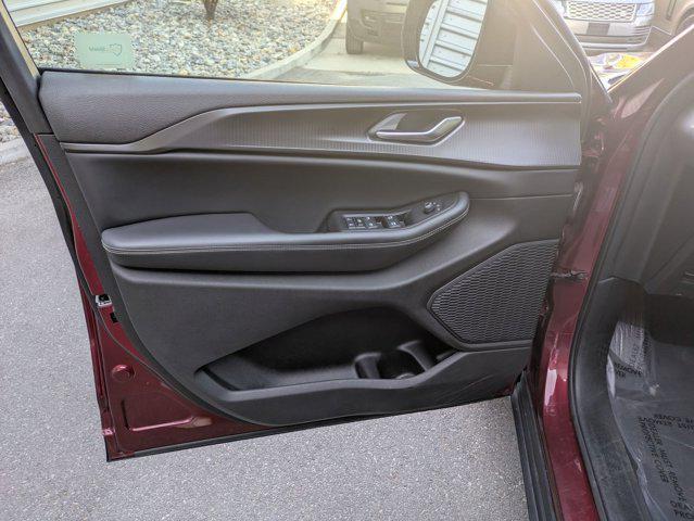 used 2023 Jeep Grand Cherokee L car, priced at $31,572
