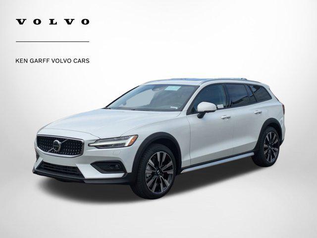 new 2025 Volvo V60 Cross Country car, priced at $59,025