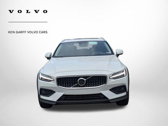 new 2025 Volvo V60 Cross Country car, priced at $59,025