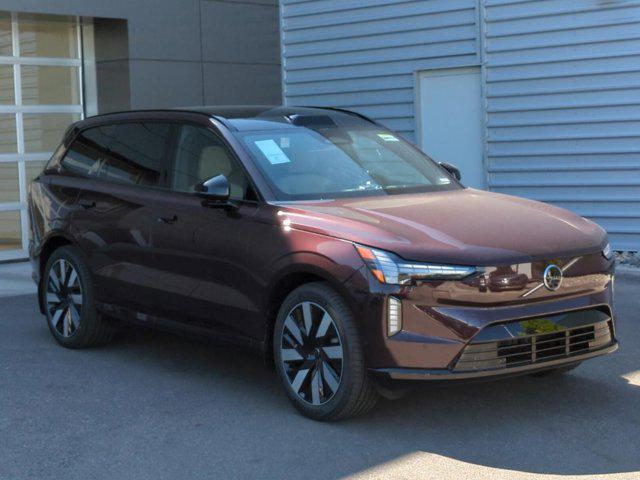 new 2025 Volvo EX90 car, priced at $98,790
