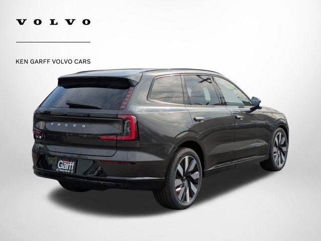 new 2025 Volvo EX90 car, priced at $91,655