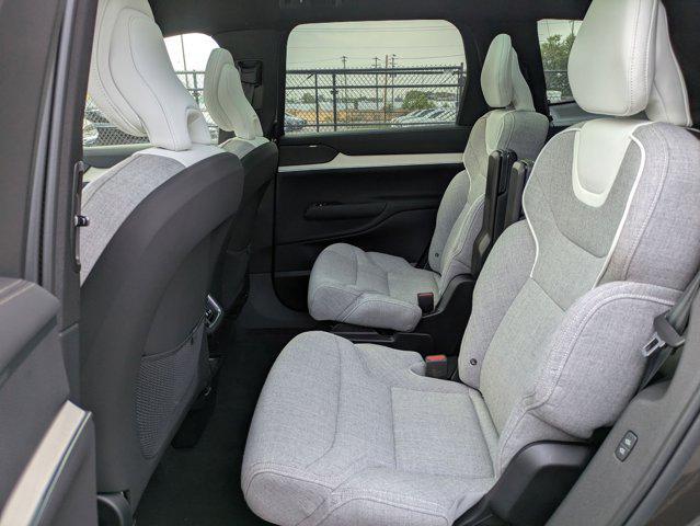 new 2025 Volvo EX90 car, priced at $91,655