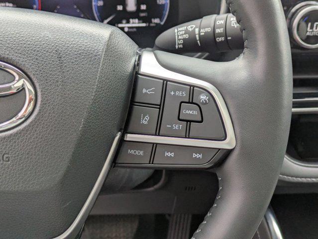 used 2023 Toyota Highlander car, priced at $42,163