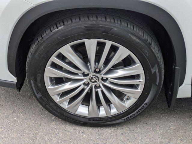 used 2023 Toyota Highlander car, priced at $42,163