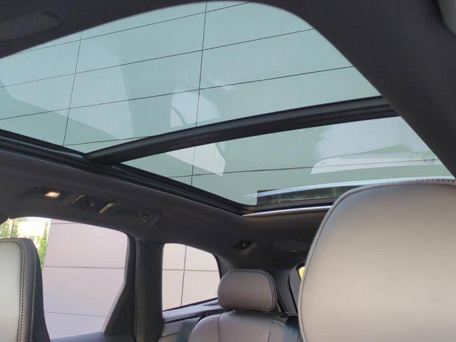 new 2025 Volvo XC60 car, priced at $61,950