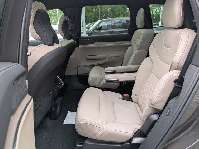 new 2025 Volvo EX90 car, priced at $80,875