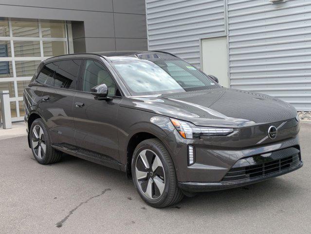 new 2025 Volvo EX90 car, priced at $80,875