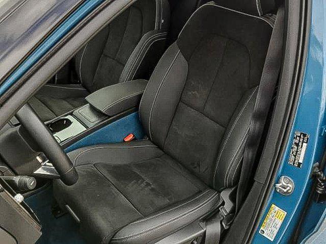 used 2022 Volvo C40 Recharge Pure Electric car, priced at $31,983