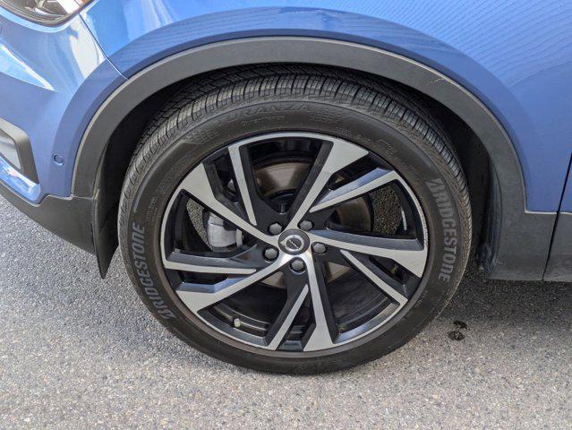 used 2021 Volvo XC40 car, priced at $25,889