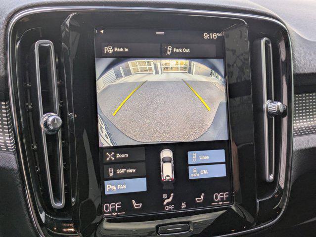 used 2021 Volvo XC40 car, priced at $25,889
