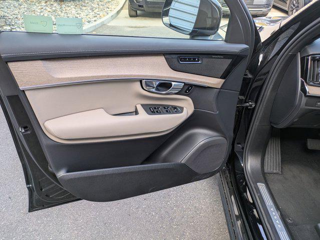 new 2025 Volvo XC90 Plug-In Hybrid car, priced at $79,400