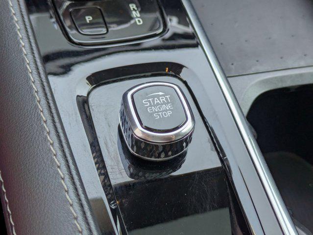 used 2022 Volvo XC90 Recharge Plug-In Hybrid car, priced at $55,505