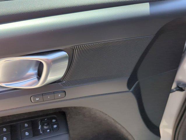 used 2023 Volvo XC40 car, priced at $34,997