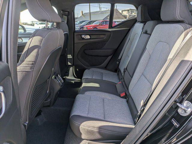 new 2025 Volvo XC40 car, priced at $43,495