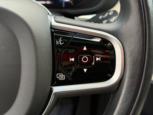 used 2022 Volvo XC60 car, priced at $38,167