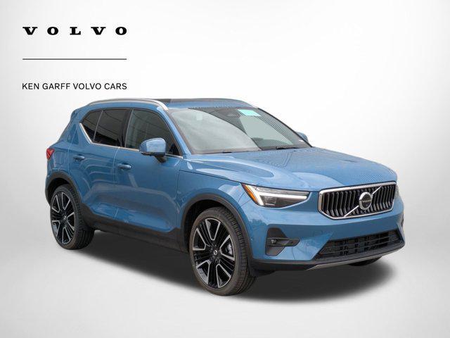 new 2025 Volvo XC40 car, priced at $55,635