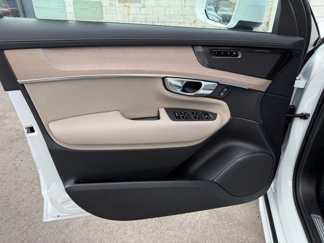 new 2026 Volvo XC90 Plug-In Hybrid car, priced at $78,875