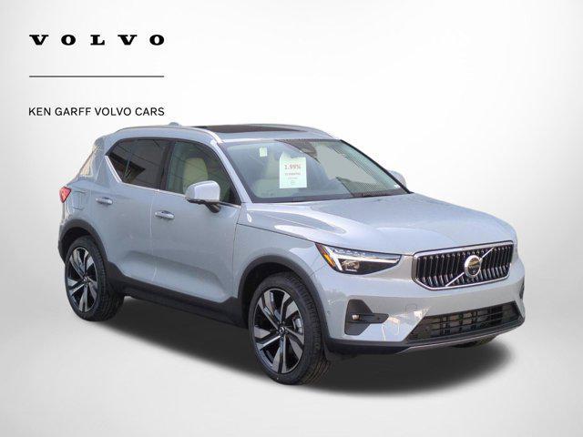 new 2025 Volvo XC40 car, priced at $51,560