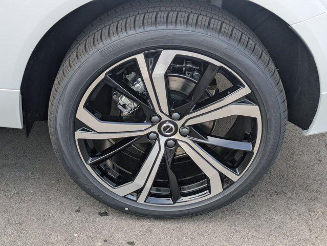 new 2025 Volvo XC60 car, priced at $61,260