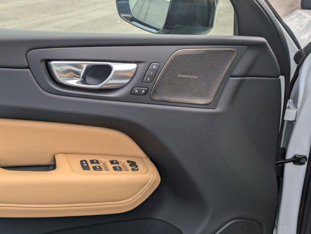 new 2025 Volvo XC60 car, priced at $61,260