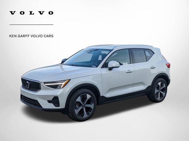 new 2025 Volvo XC40 car, priced at $46,015