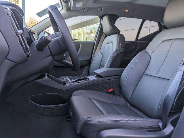 new 2025 Volvo XC40 car, priced at $47,915