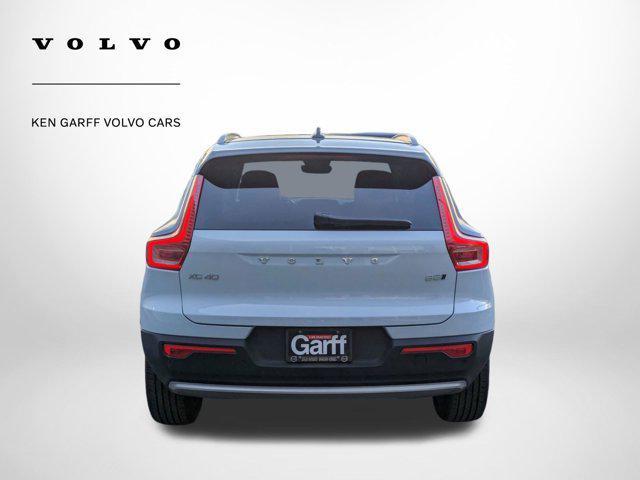 new 2025 Volvo XC40 car, priced at $47,915