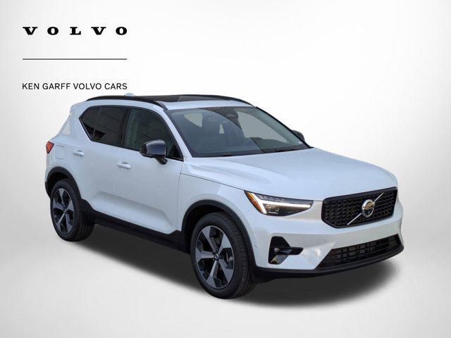 new 2025 Volvo XC40 car, priced at $47,335