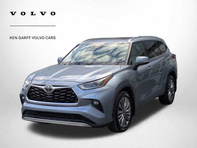 used 2021 Toyota Highlander car, priced at $34,773
