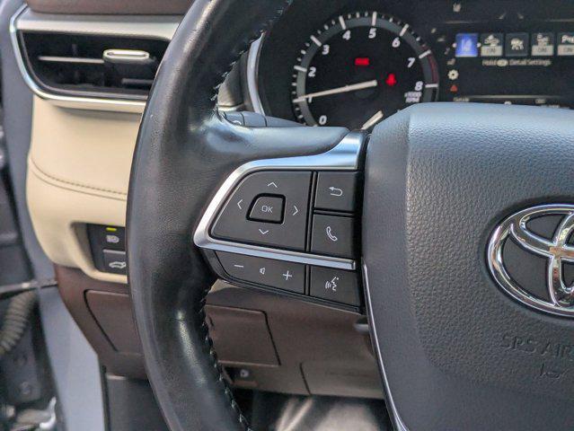 used 2021 Toyota Highlander car, priced at $34,773