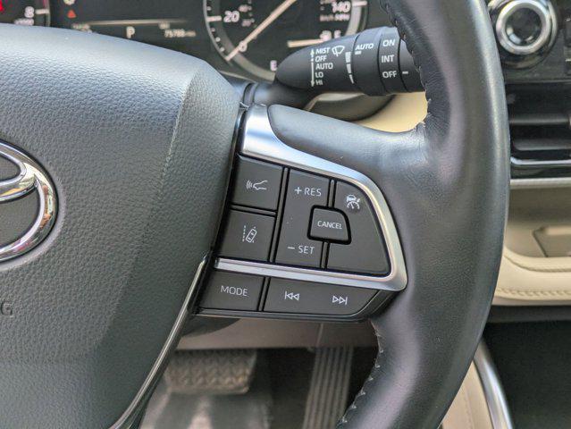 used 2021 Toyota Highlander car, priced at $34,773