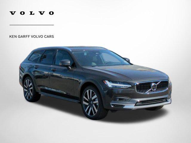 new 2025 Volvo V90 Cross Country car, priced at $69,550