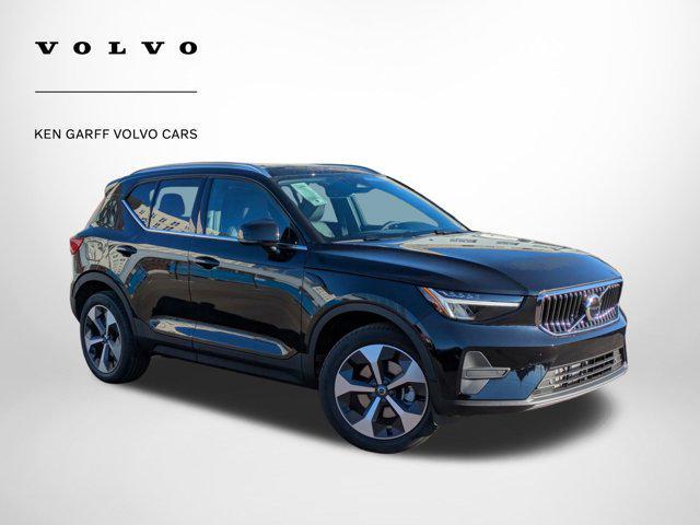 new 2025 Volvo XC40 car, priced at $46,015