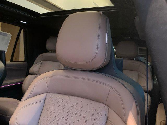 new 2025 Lincoln Navigator car, priced at $126,480