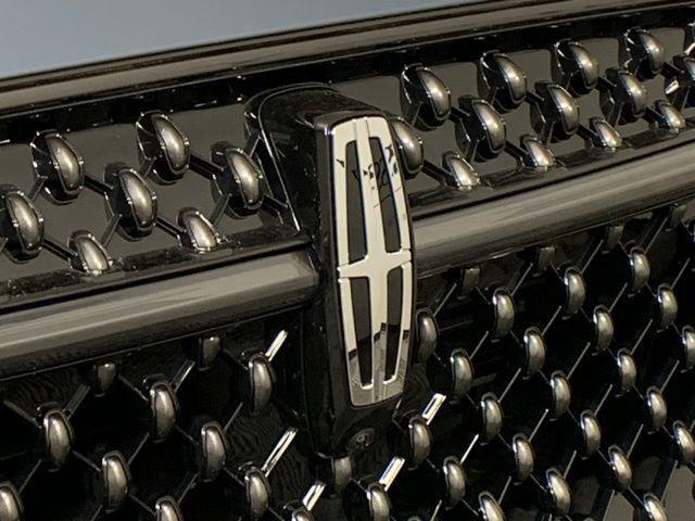 new 2025 Lincoln Nautilus car, priced at $64,147