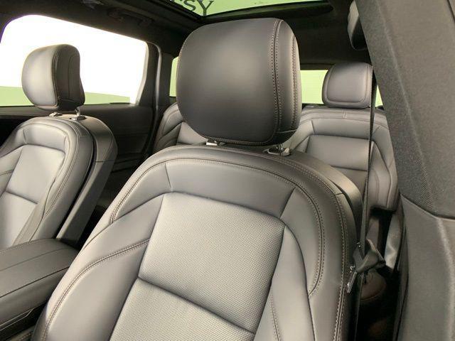 new 2025 Lincoln Nautilus car, priced at $64,147