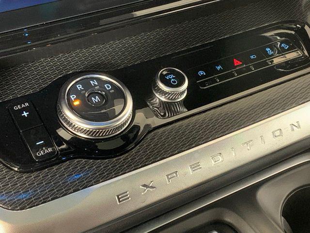 new 2025 Ford Expedition Max car, priced at $83,819