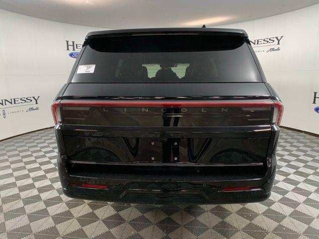 new 2025 Lincoln Navigator car, priced at $119,190