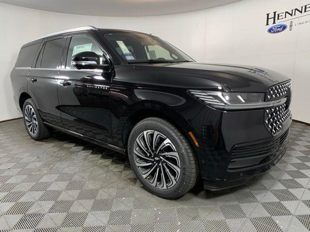 new 2025 Lincoln Navigator car, priced at $119,190