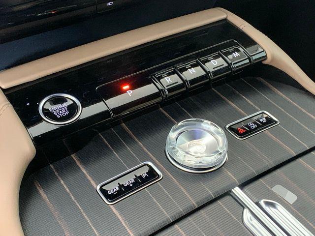 new 2025 Lincoln Navigator car, priced at $119,190