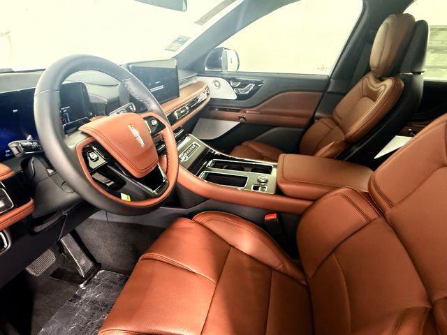 new 2025 Lincoln Aviator car, priced at $72,313
