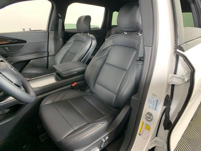 used 2025 Lincoln Nautilus car, priced at $52,838