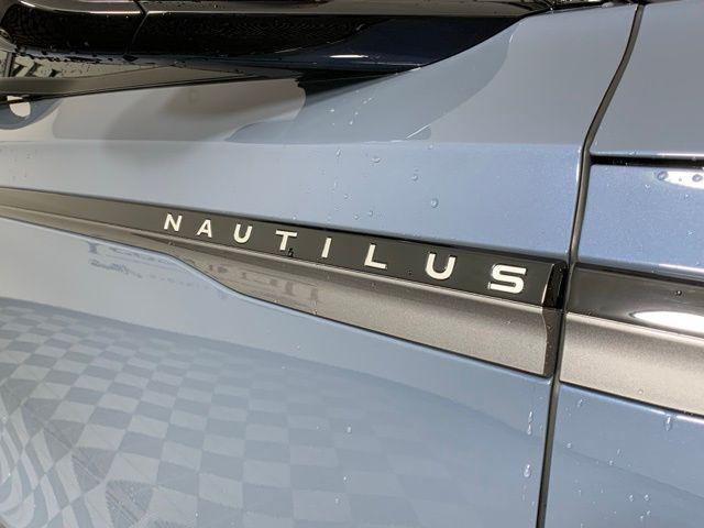 new 2025 Lincoln Nautilus car, priced at $57,033